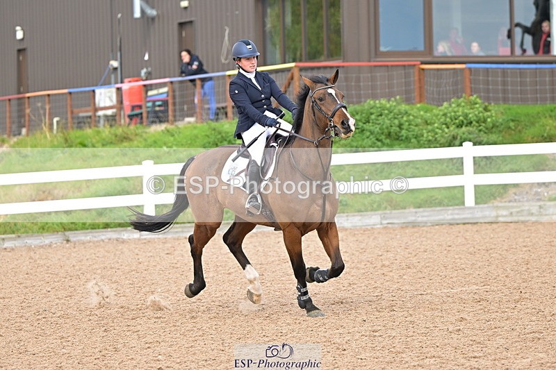 241004A-144138-02510 - Fri 12 1.15m Members Cup