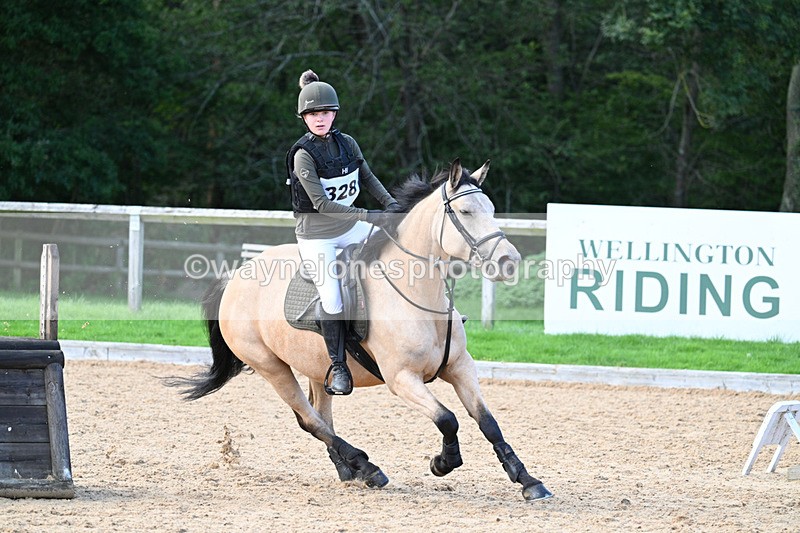 WJ7_5938 - Time 16:18 to 16:39