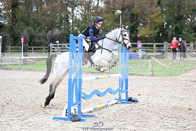 241117-145005-04733 - Cls 3 90-95cm 14.00 to 15.00