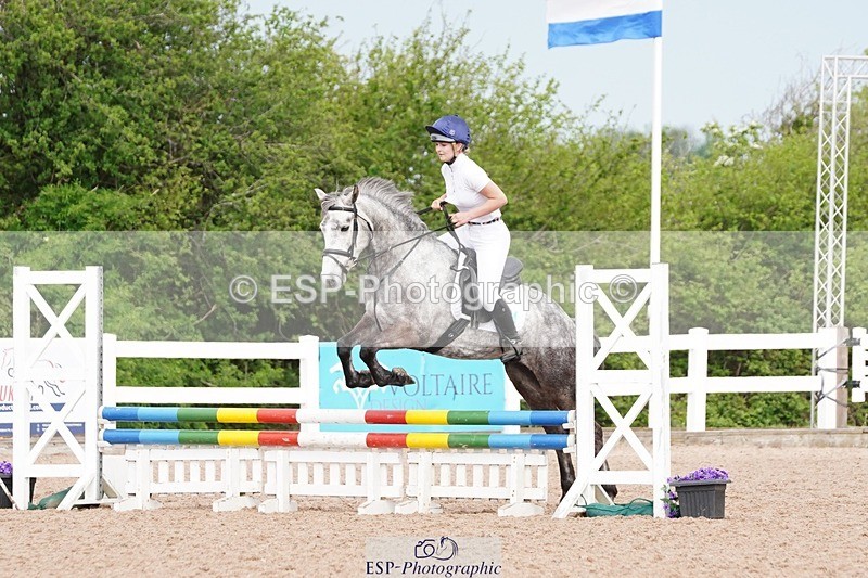 250503-104112-00510 - Cls 19+20 Club and Schools 70cm