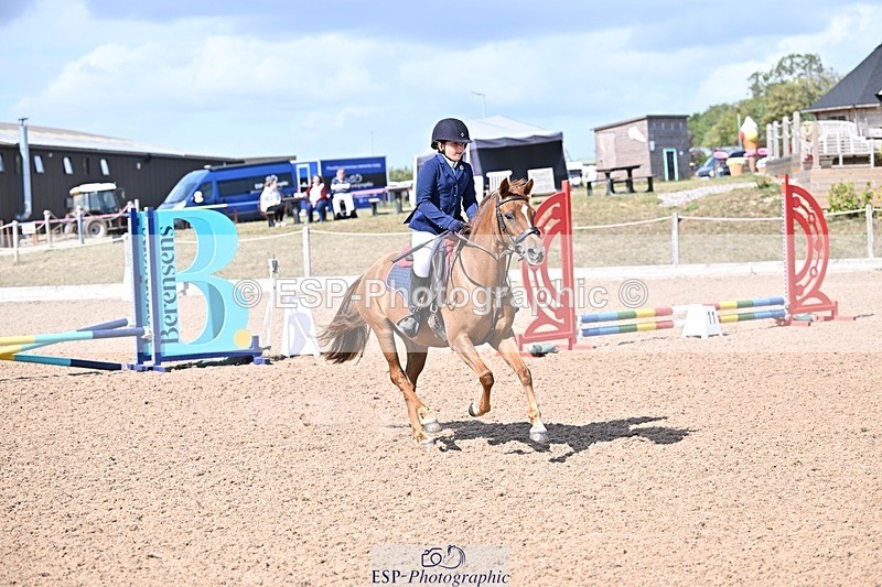 250826-145050-00035 - Clear Round and 60cm