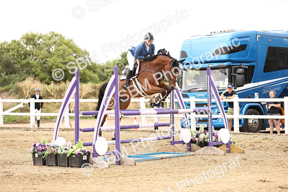 SBM_003106 - Class 21 - Senior Newcomers - 1.10m