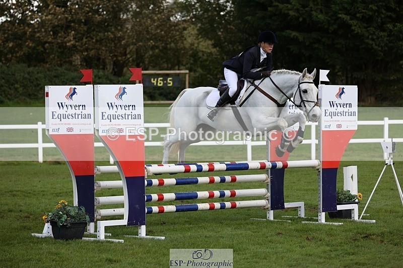 231022-141353-28126 - 459-CEIDE.HUMPHRY-Helen.Hickson-TrotUp+SJ