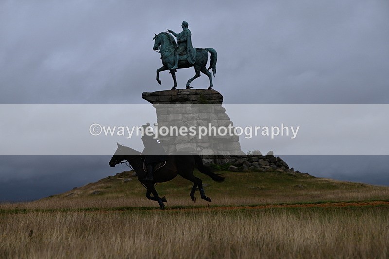 DSC_2742 - Time at Statue 12:34 to 12:56