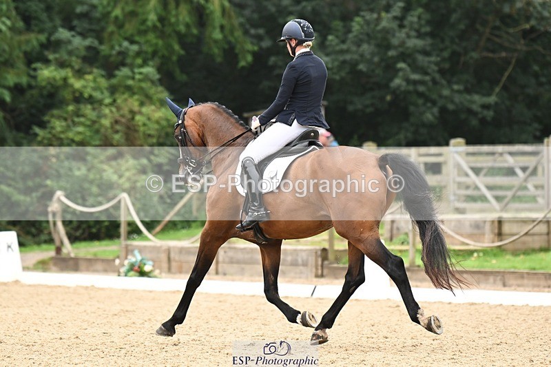 240811-115019-05620 - 305-Emily.Coller-Iondale