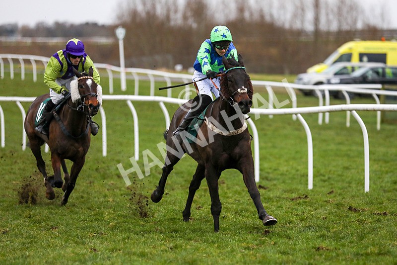 110124-Race 6-Shantou Moon-5416 - Race 6