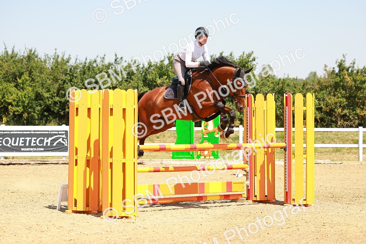 SBM_001566 - Class 4 - Senior Newcomers - 1.10m