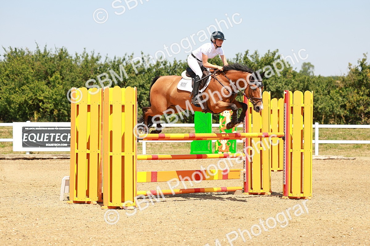 SBM_001876 - Class 5 - Senior Foxhunter - 1.20m