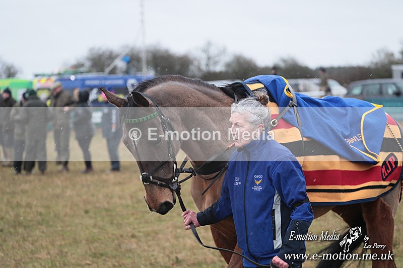 PtP 260125 125 - Cocklebarrow Point-to-Point racing with the Heythrop Hunt 26/01/25