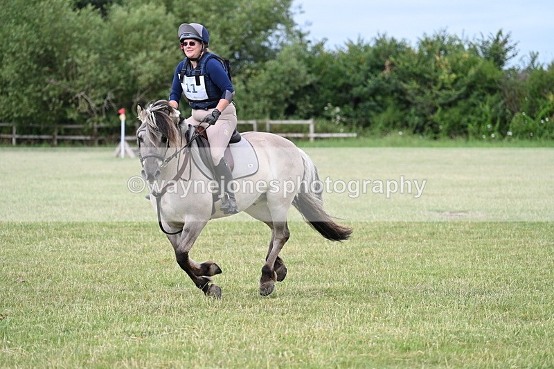 WJ7_4781 - 60cm XC Time 09:58 to 10:16