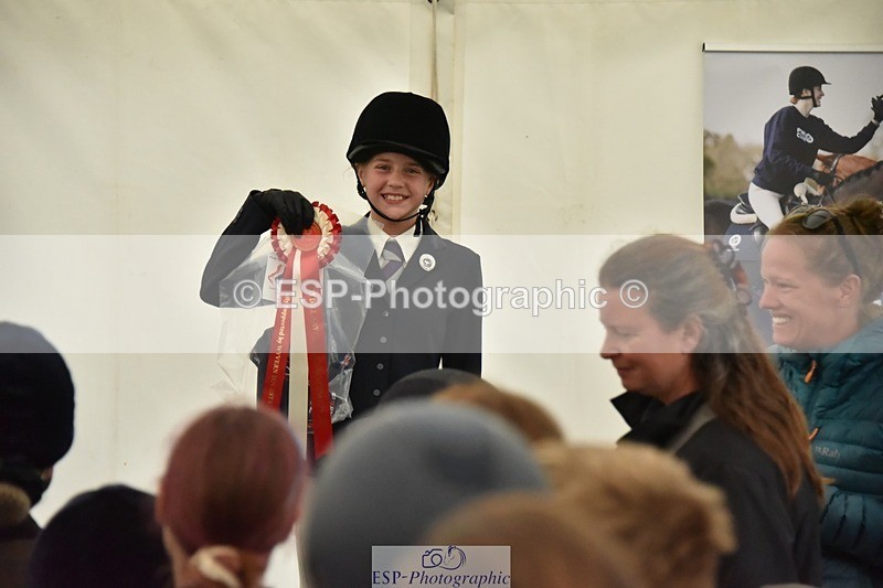 230825-171152-12978 - Friday 60cm and 70cm presentations