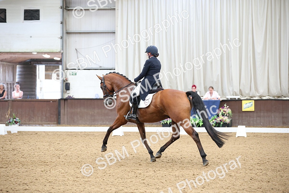 SBM_004463 - Class 9 - FEI Inter 1 Gold - 15.55-16.43