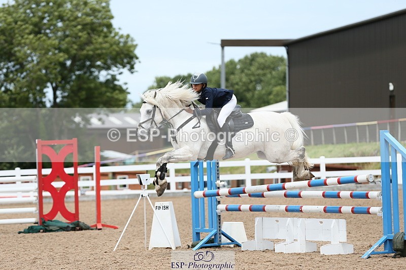 230716A-140100-03838 - Class 24 Junior 1.05m Open