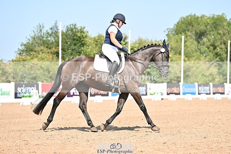 250816-115033-04084 - 109-Amber.Da.SilvaToners.Lady.Florentine