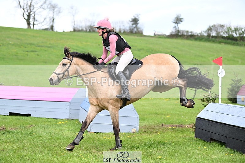 250419-153154-13267 - 619-Fiona.Lewis-BALLYANNY.BUTTONS