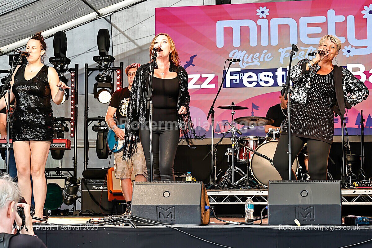 _MGL7300 - MINETY 2025