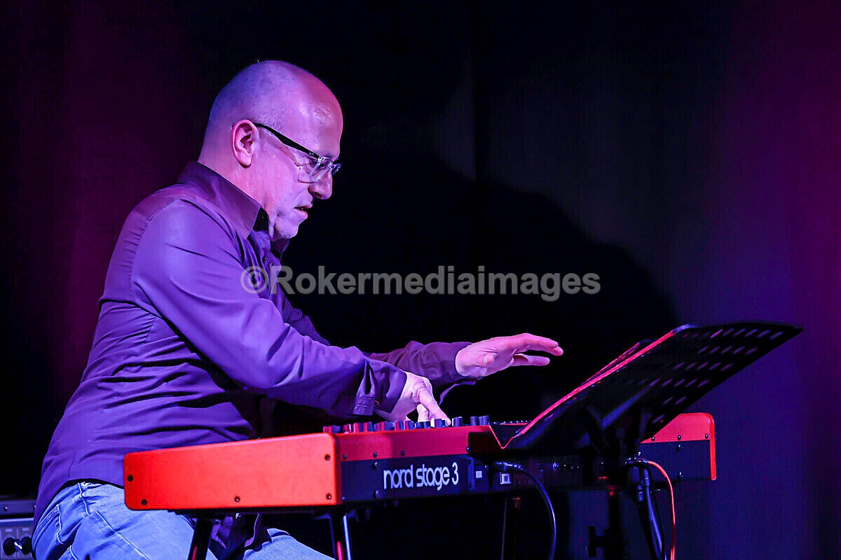 AMP  Ben-93 - AMP TRIO + Ben Holder