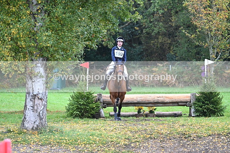 WJ7_3116 - Time 10:47 to 11:11 at the water