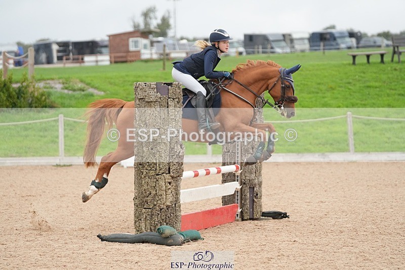 250920-100702-00551 - Cls 5 Pony British Novice and 80cm