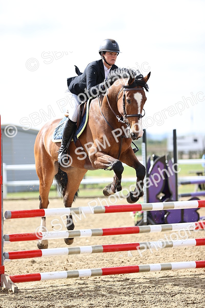 SBM_001672 - Class 9 - Senior British Novice - 90cm