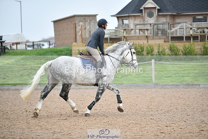 241102A-110510-04182 - SAT Cls 9 British Novice and 90cm Open