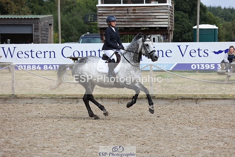 250829A-103718-01172 - Cls 7 British Novice and 90cm