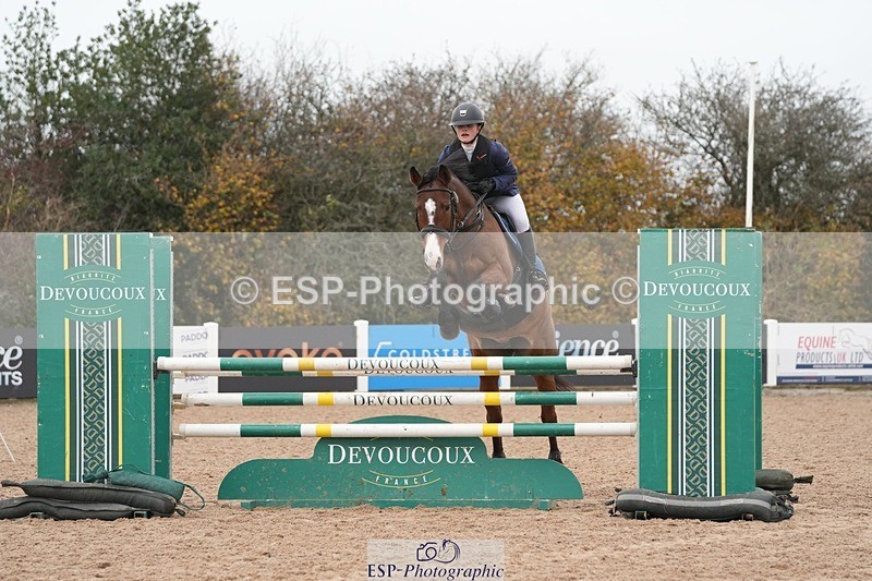 251109-104352-03443 - Cls 19 Snr 1.05m Open