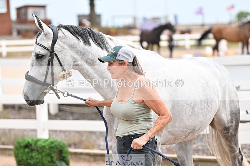 250716-150917-01699 - Trot Up 2.30 to 3.30