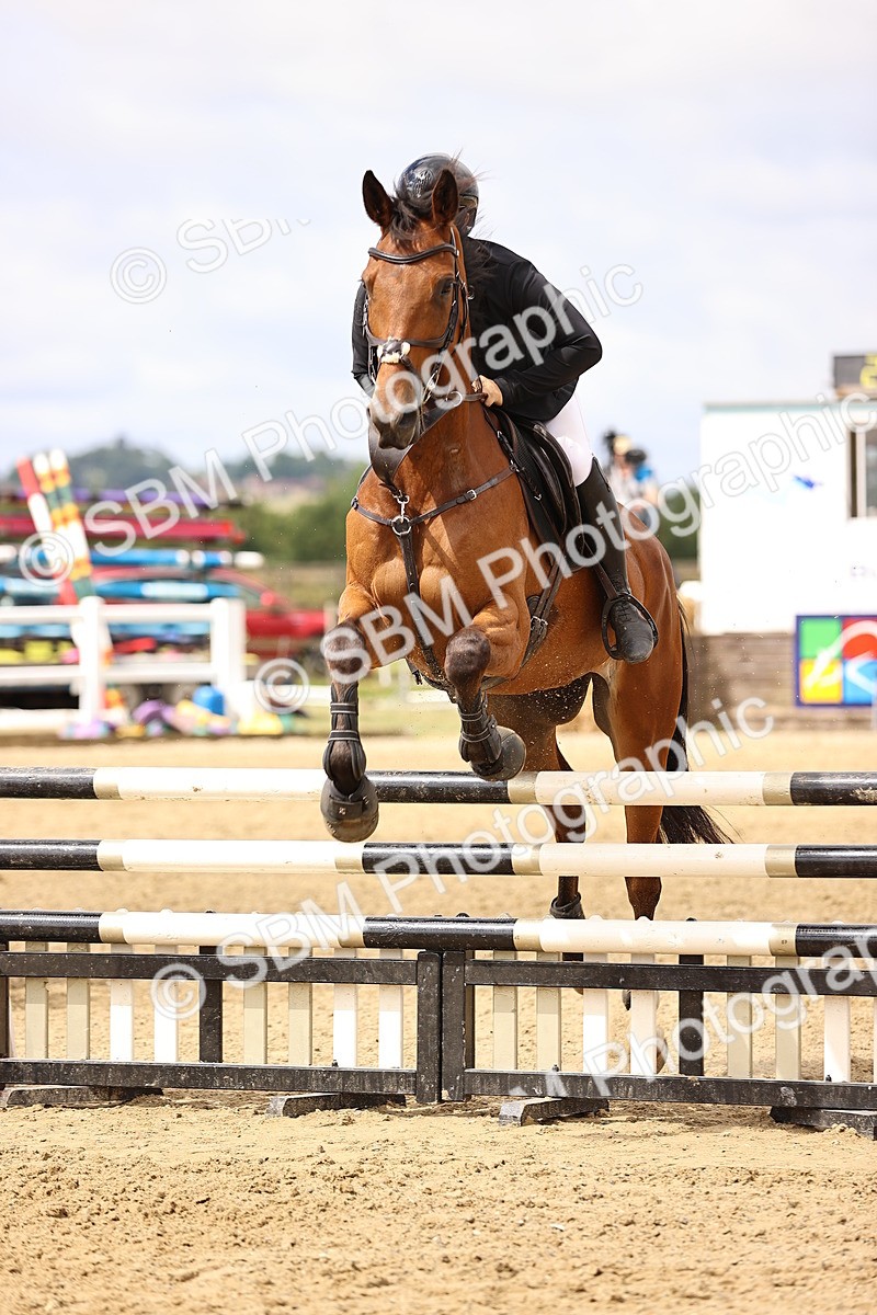 SBM_013096 - Class 13 - Senior British Novice - 90cm Open