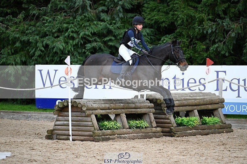 241117-135317-04326 - Cls 3 90-95cm 13.00 to 14.00