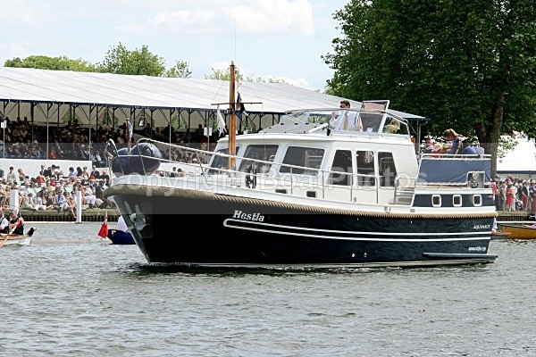 090704 HESTIA IMG_1275 - HENLEY REGATTA  SATURDAY 4th JULY 2009