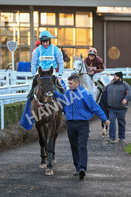 221124-Race 6-Presentandcounting-5542 - Race 6