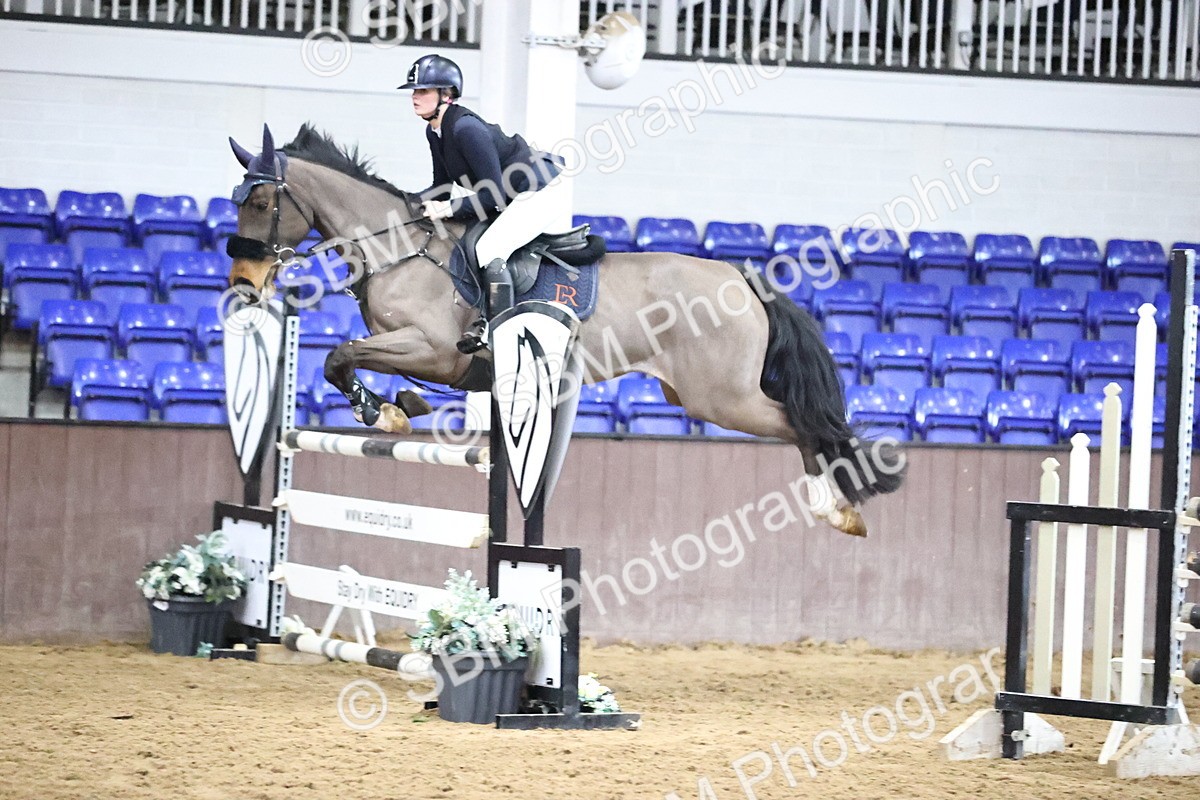 SBM_005502 - Class 17 - Senior Newcomers 1.10m