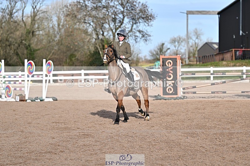 260107-120857-00263 - Cls 4 Newcomers and 1.10m