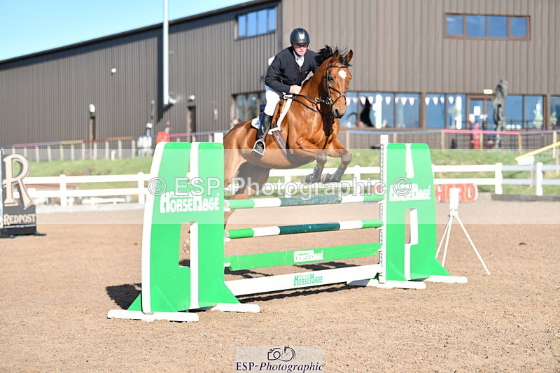 231110A-135350-00698 - Cls 5 Newcomers & 1.10m Open