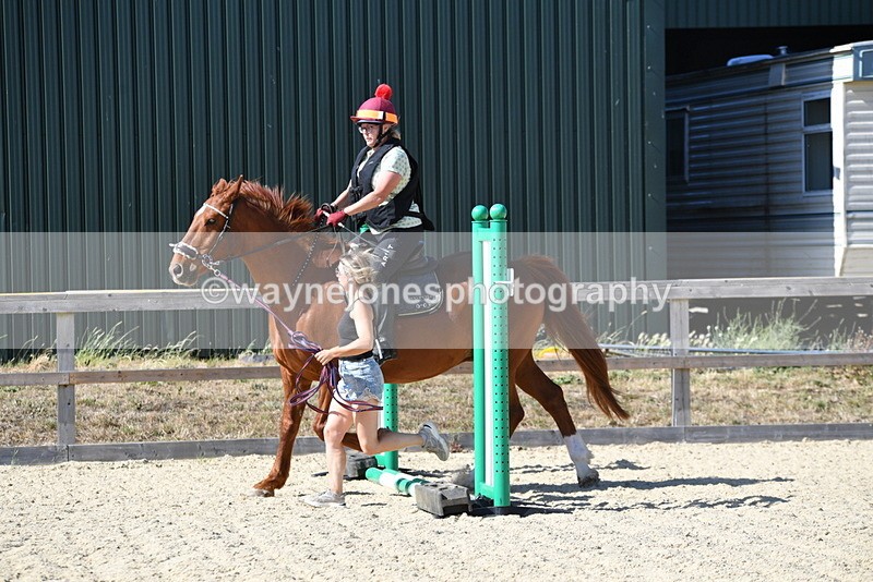 WJ5_5319 - Poles on the Floor