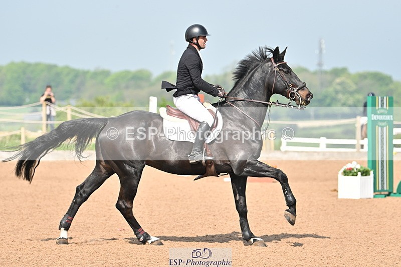 240512A-101100-17163 - Cls 48 National 1.30m Open