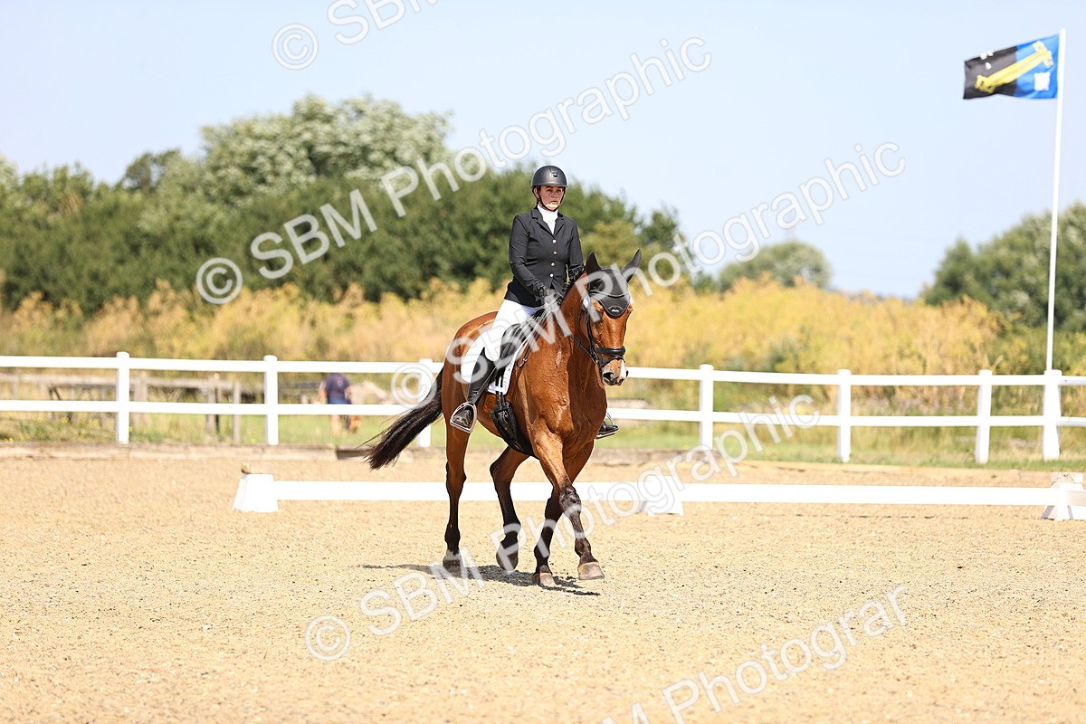 SBM_009436 - Novice 5 - 9.50-10.53