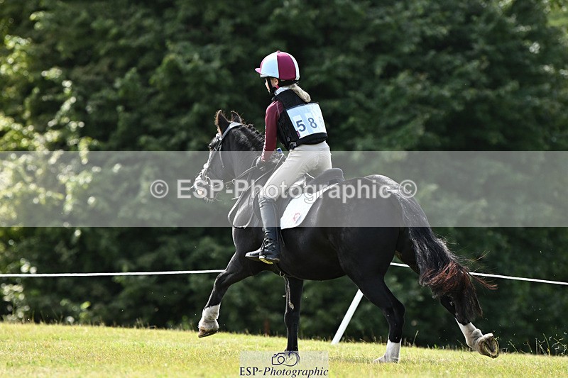 240825X-112630-32035 - 70cm XC 11.00 to 12.00