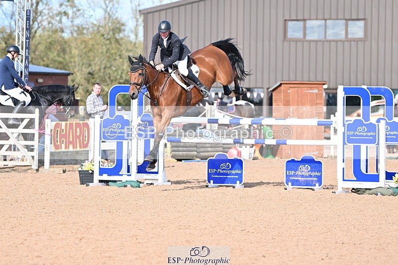 231015A-125442-08032 - Cls 30 Foxhunter & 1.20m Open