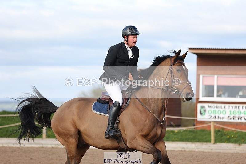 240419A-090701-05348 - Cls 22, 1 Star Gold Tour 1.30m