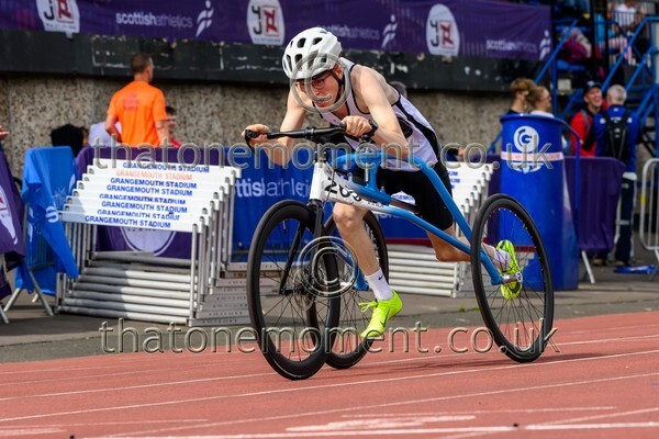 CEM26-912587 - Track Male Set One