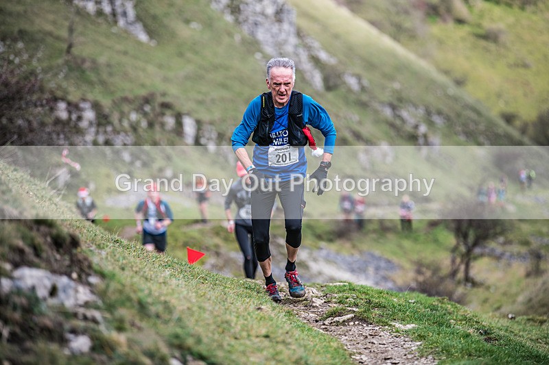 Litton-489 - Litton Christmas Cracker Fell Race (Limestone Series) Sunday 14th December 2025