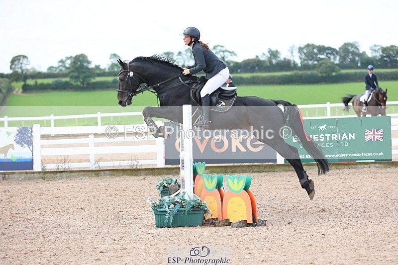 250913-101153-06003 - Cls 21 Snr British Novice and 90cm Open