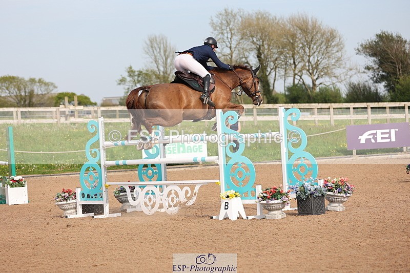 240511A-170038-15136 - Cls 38 National 1.40m Open