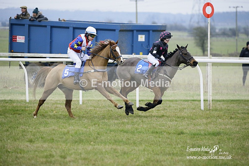 PtP 230122 29 - Cocklebarrow Races - Heythrop Hunt - 23/01/22