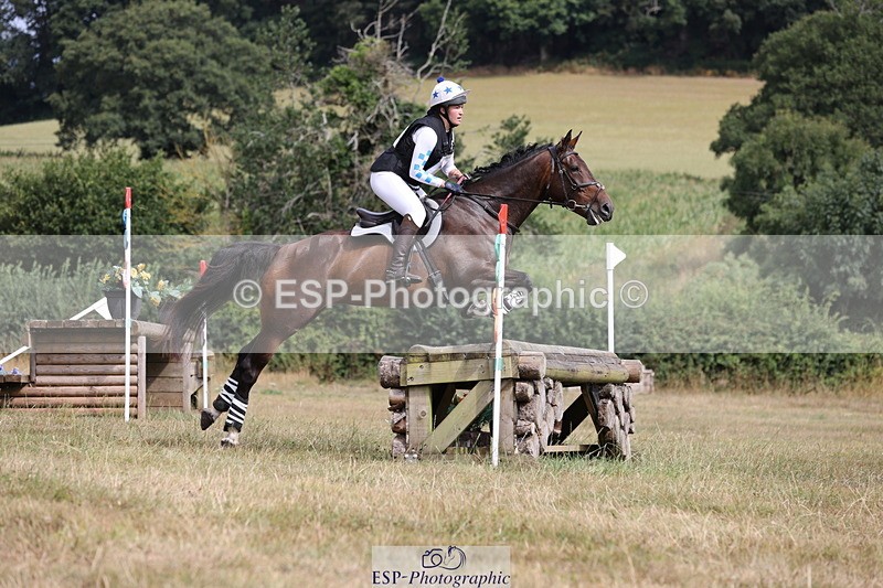 250802A-104736-00983 - B-059-Phoebe.Lagor-MY.QUALITY.GIRL