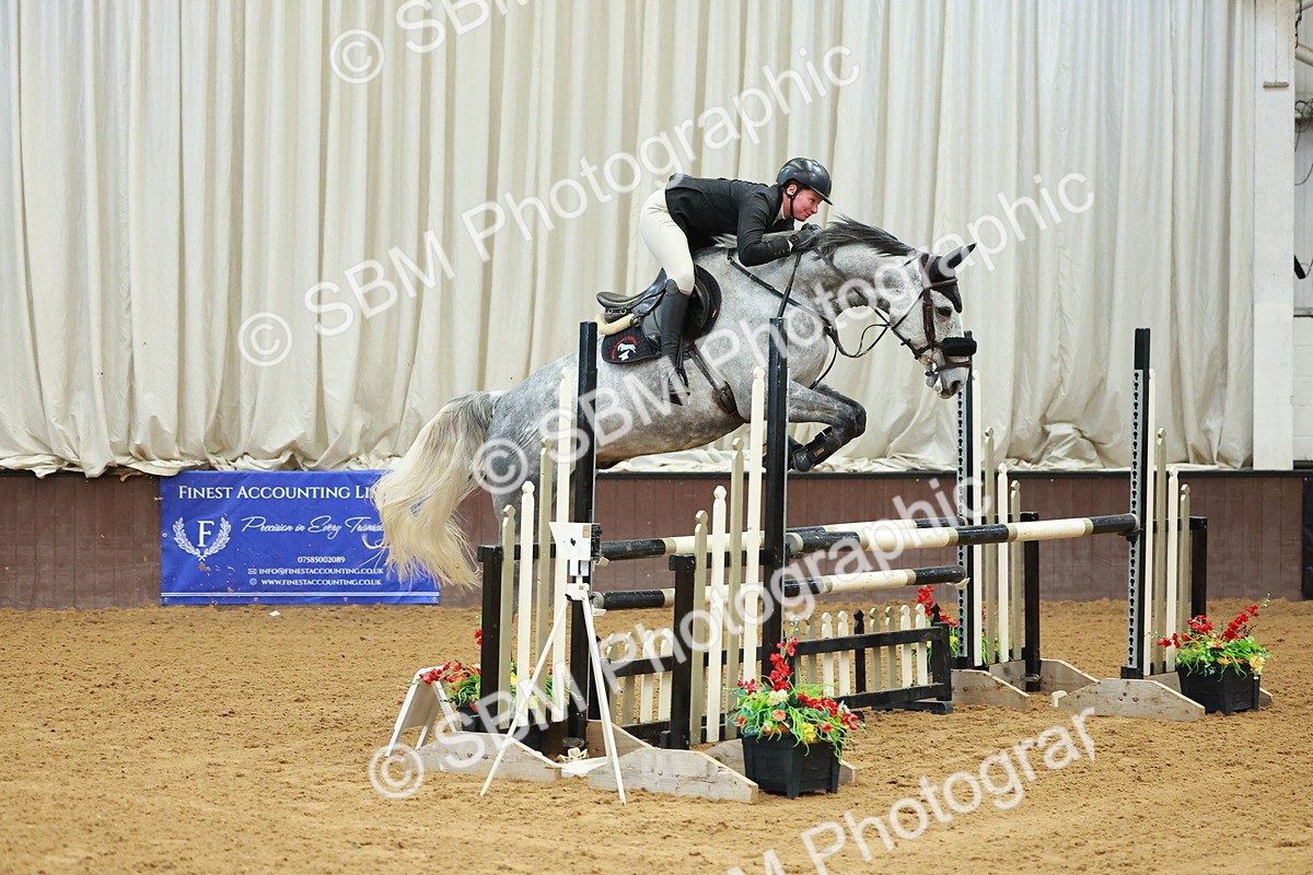 SBM_007091 - Class 19 - Senior Newcomers 1.10m