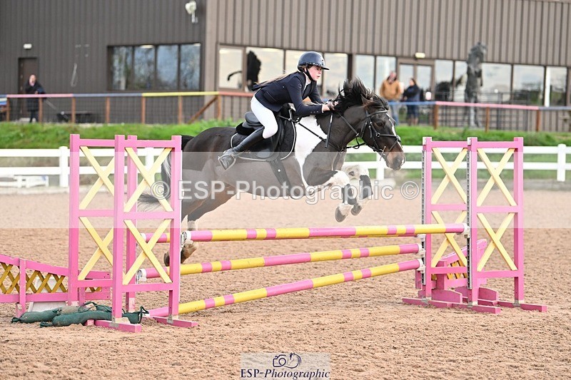 241117X-092801-03256 - Cls 05s A&B Pony Brit Nov & 80 Open