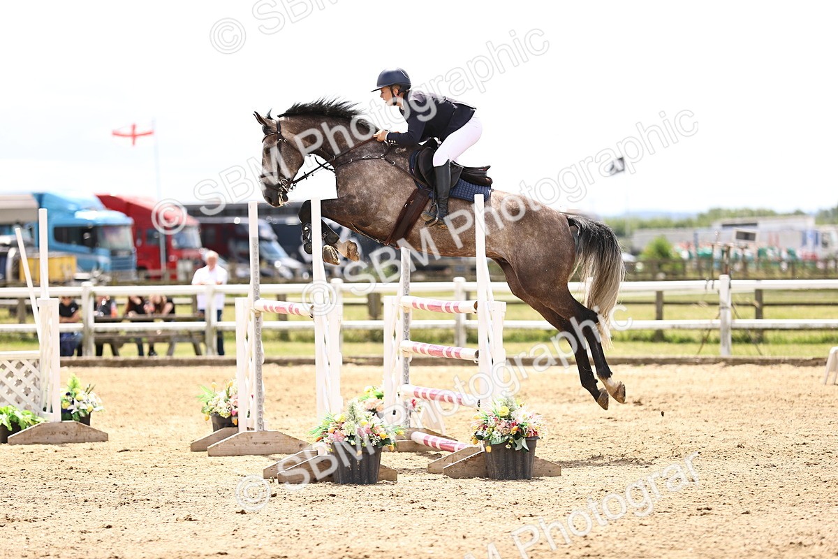 SBM_003575 - Class 22 - Senior Foxhunter 1.20m
